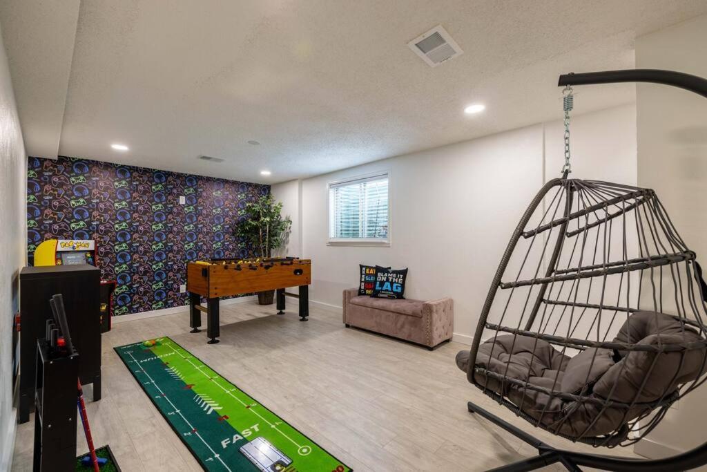 5Bd - Game Room - Backyard & Bbq - 20 Mins To Den Eastlake Экстерьер фото